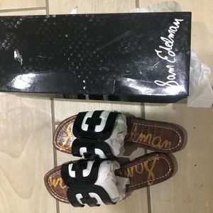 BRAND NEWSam Edelman Bay Slides Black Patent 8 NWB